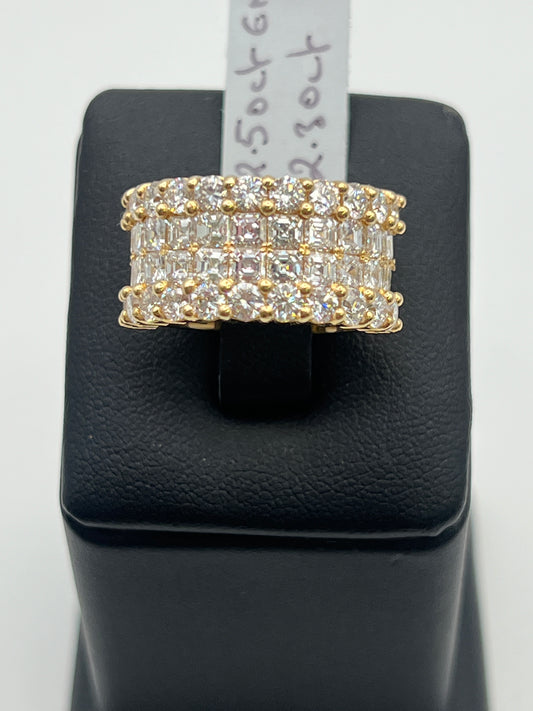 Princess cut and round diamond band