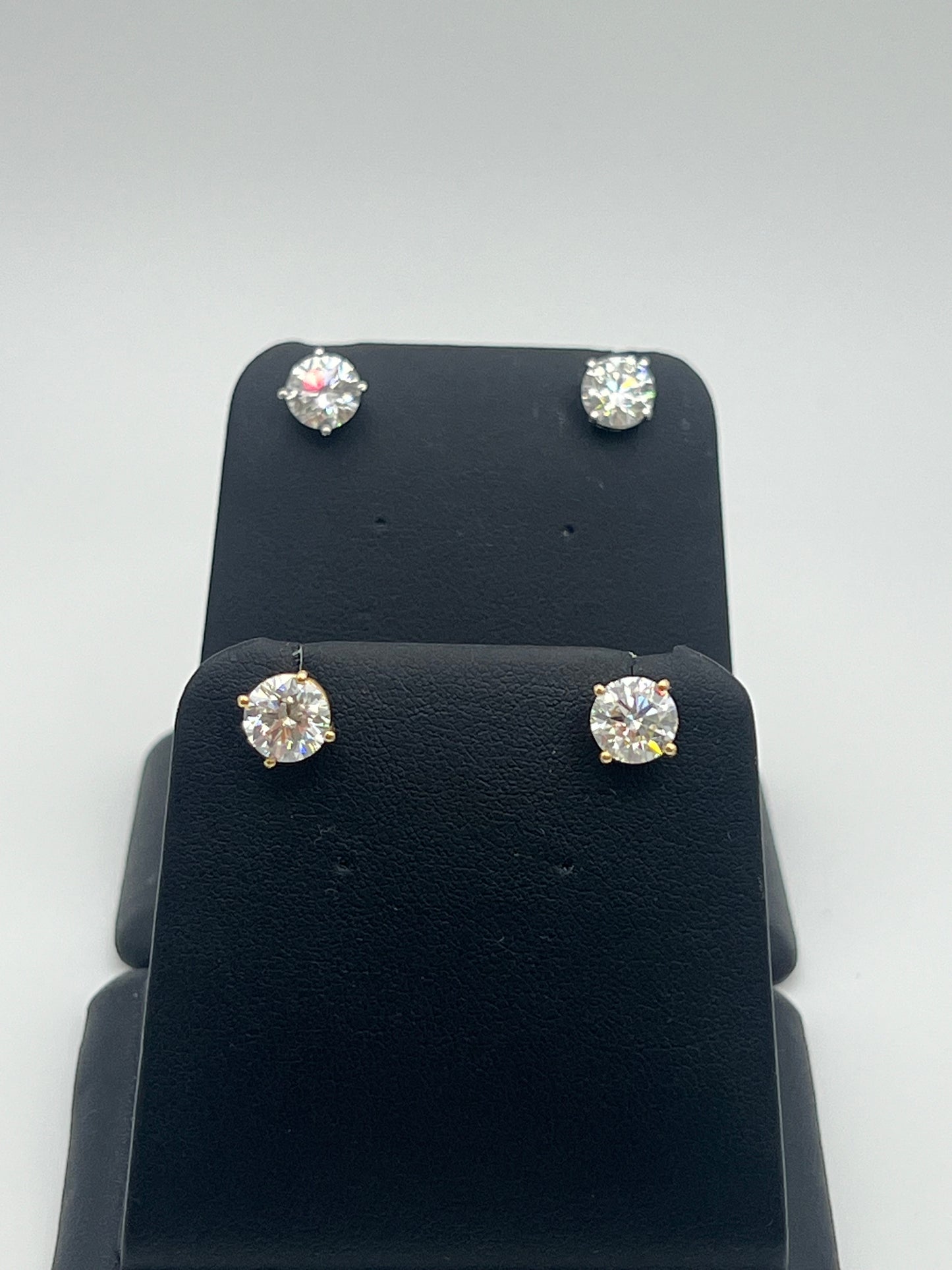 2.0 ctw Diamond Stud Earrings In 14k White Gold